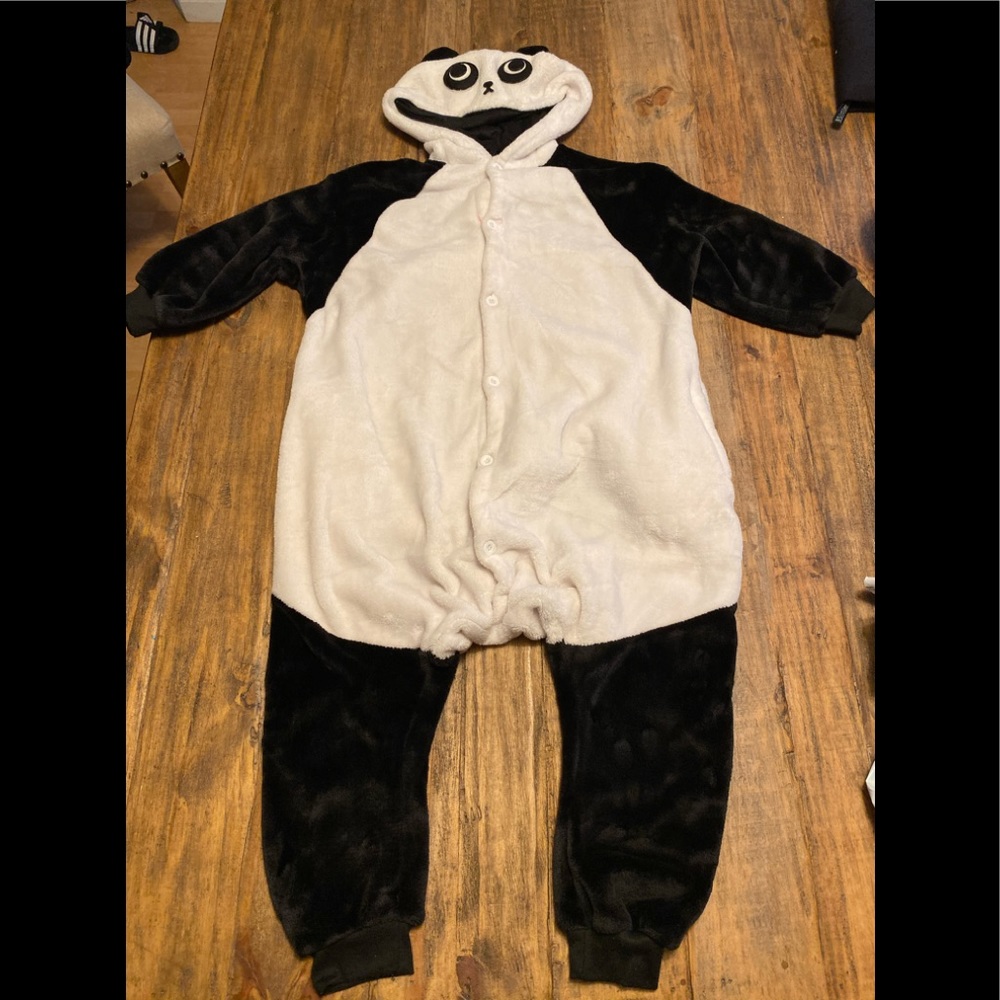 I love Yumio boutique plush panda onsie for kids